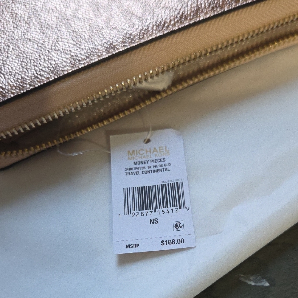 Michael Kors Metallic Rose Gold Wristlet/Wallet - Picture 3 of 8